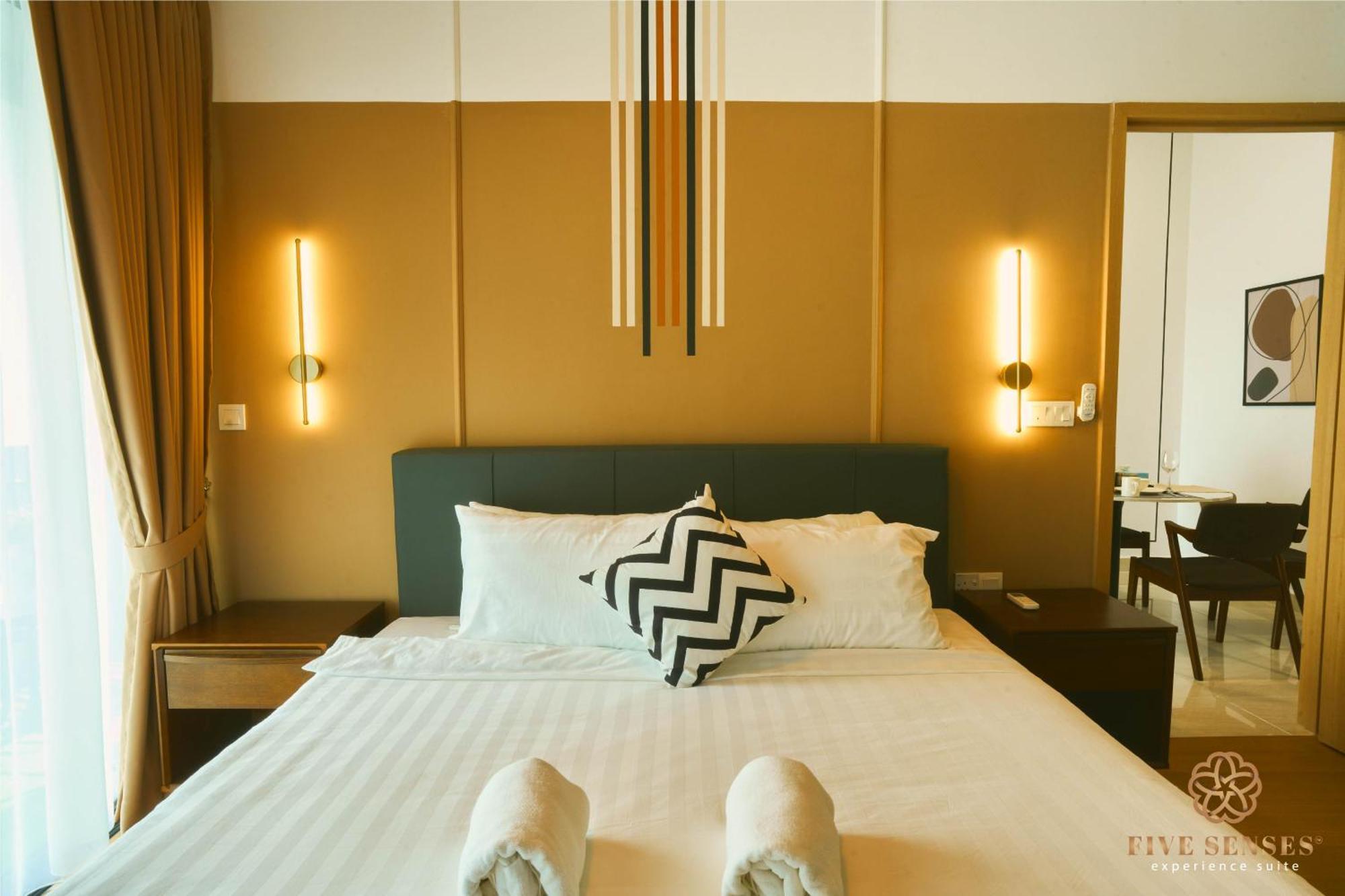 The Colony & The Luxe, Kuala Lumpur By Canopy Lives Værelse billede